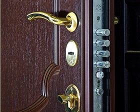 Замена замка на металлической двери Legran в Костроме